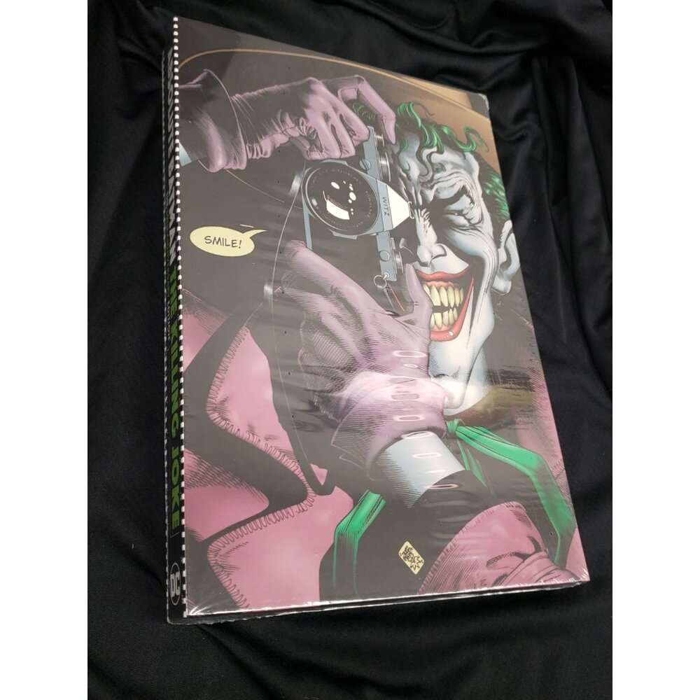 DC Comics Absolute Batman The Killing Joke Hardcover 30th Anniversary - Picture 3 of 6
